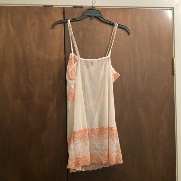 Wacoal Elegant Lace Trim Chemise - Cream and Orange - Picture 2 of 3